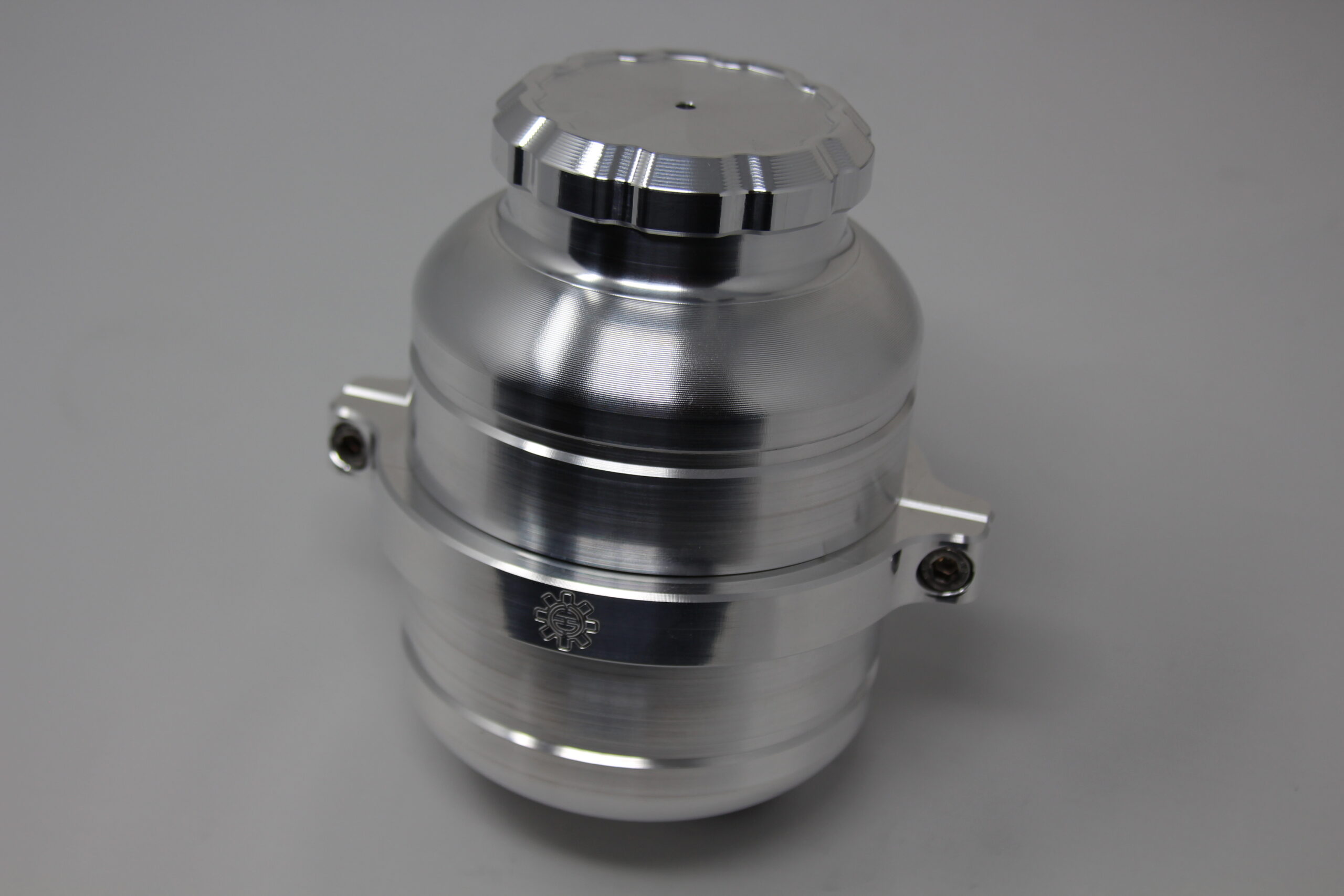 thumbnail image 2 of Latest Rage Power Steering Reservoir Tank - Tab Mount With Filter And Cap 422185 2 of 5
